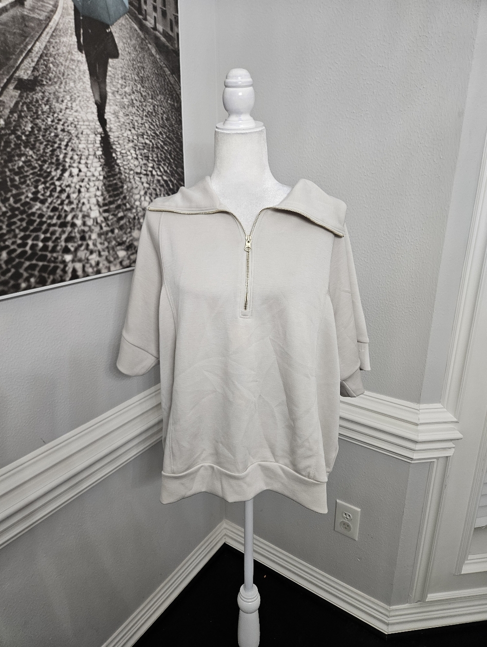 NWT new Elie. Tahari woman soft top size 2X